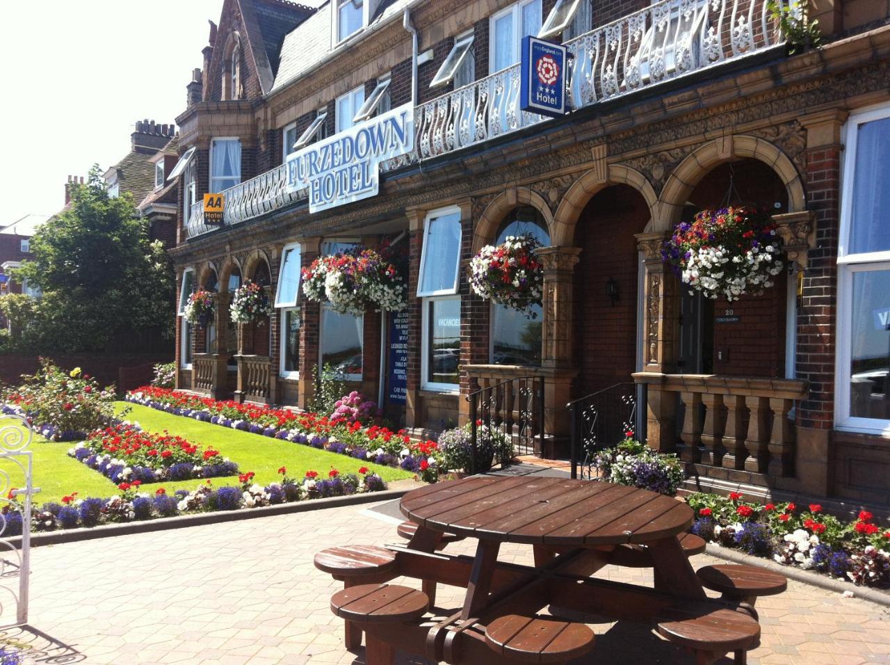 Furzedown Hotel Great Yarmouth Exterior foto